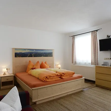 Edelweiss Konukevi 3*