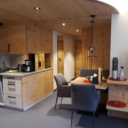 ゲストハウス Edelweiss