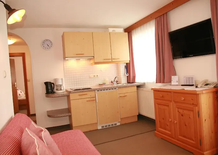 雪绒花公寓 3* Grän