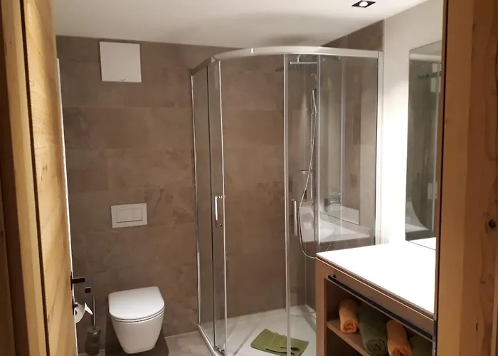 雪绒花公寓 3* Grän