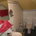 Pensión Edelweiss 3*