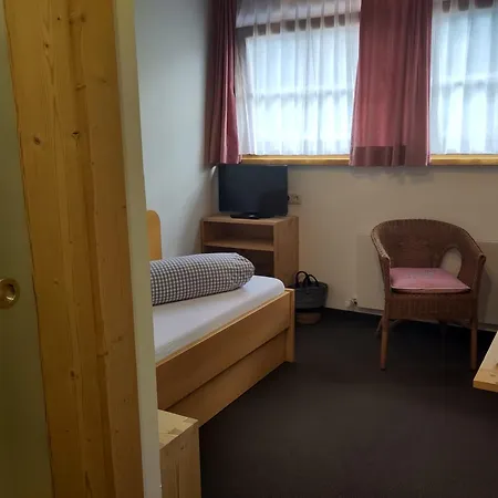 Edelweiss 3* Grän
